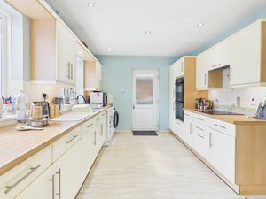Kitchen- click for photo gallery